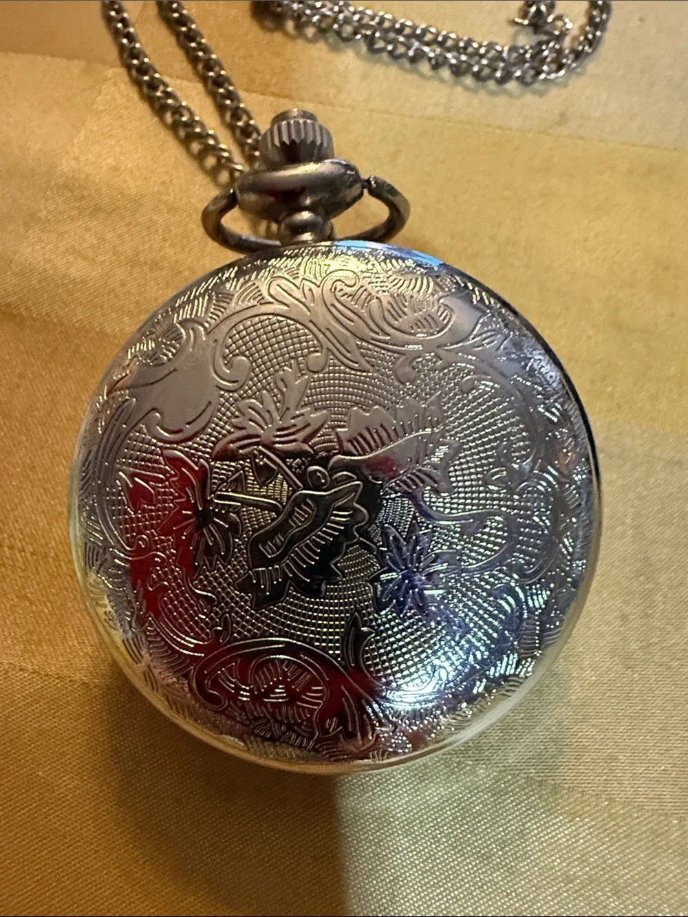 Silver Pocket Watch Pendant Necklace - Quartz new battery does work